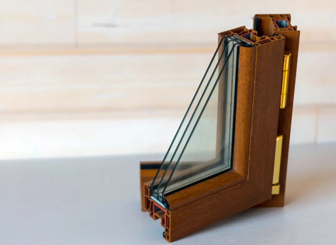 Installation de fenêtre en bois sur mesure Mauguio